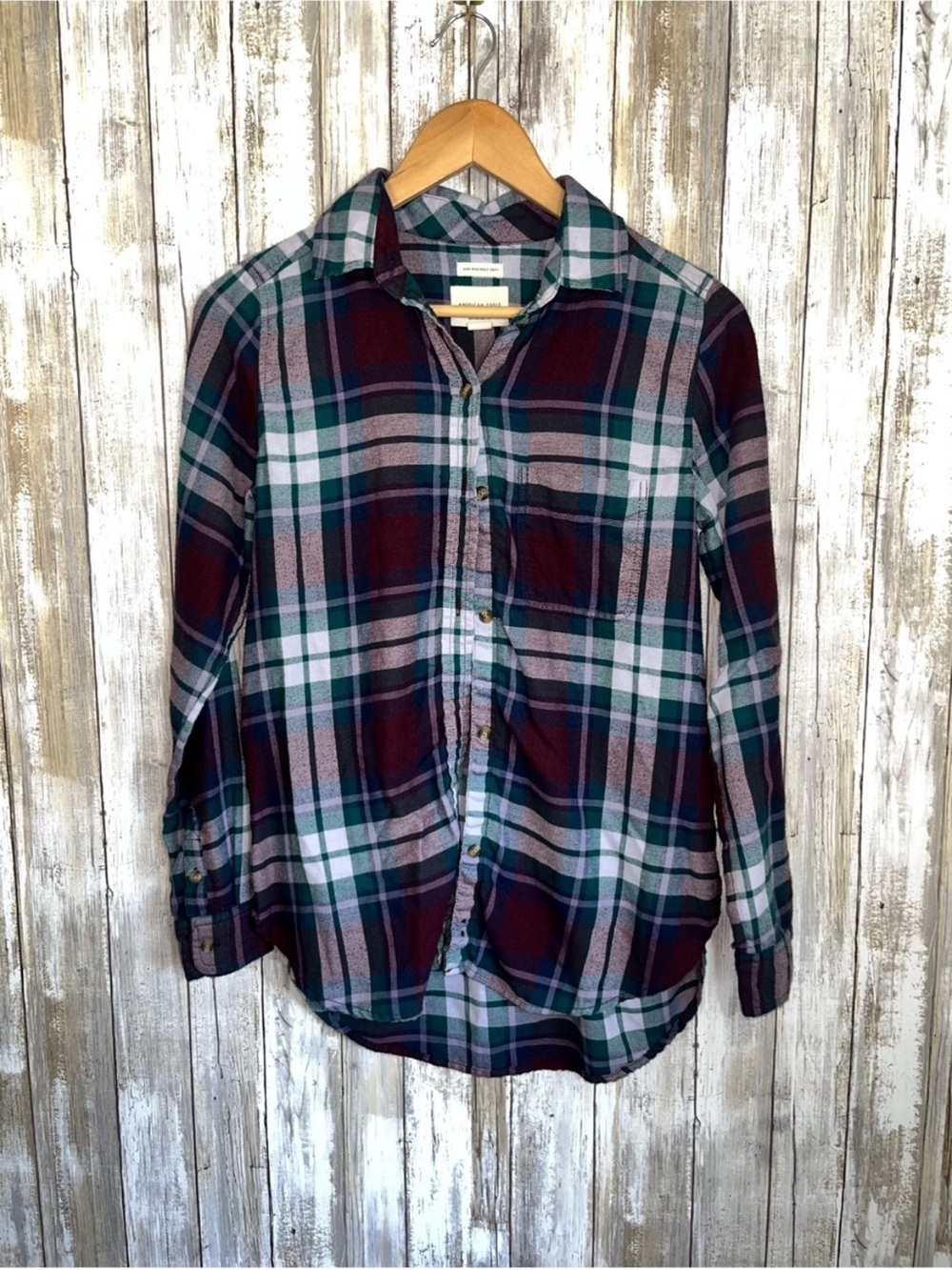 American Eagle Boyfriend Plaid Flannel Shirt XS Burgundy Green Button Down Top - Picture 1 of 6